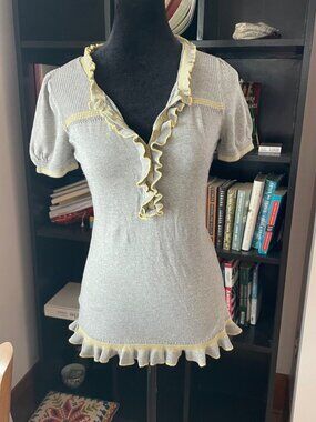 Vintage Juicy Couture Y2K Ruffle Top Womens L Grey Coquette Henley Button Indie